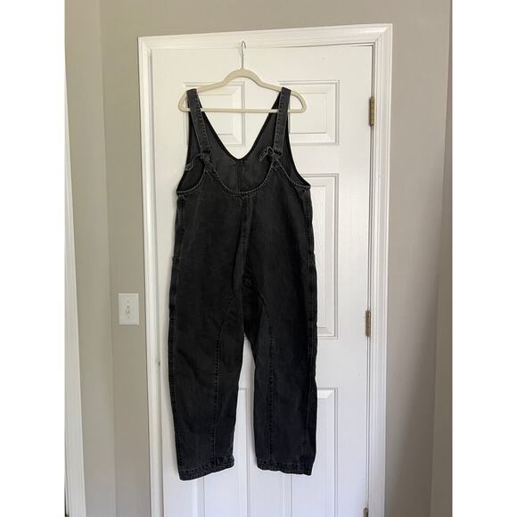 Free People High Roller Black Barrel Leg Carpenter Oversized Overalls - Picture 6 of 10